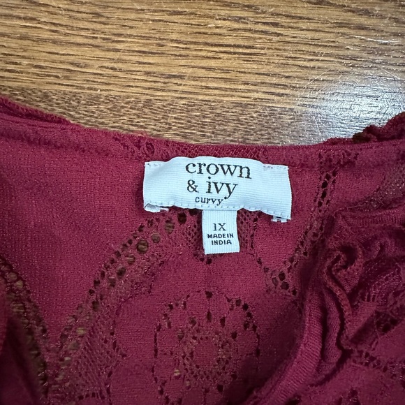 Burgundy maroon crown & Ivy plus 1x peasant top - Picture 2 of 5